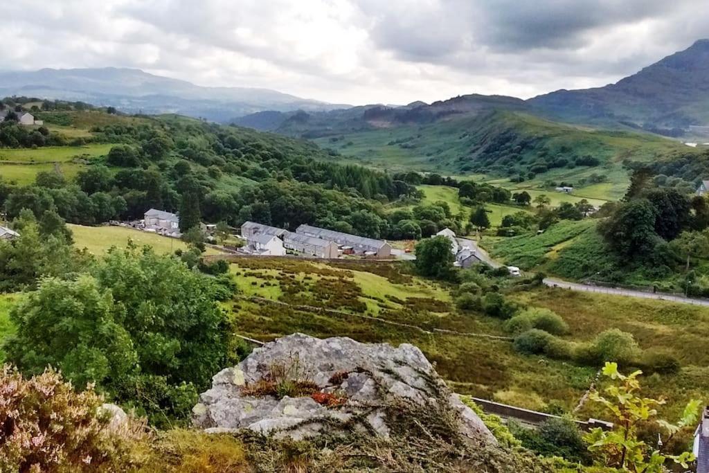 Mountain Walks Straight From The Doorstep Vila Blaenau Ffestiniog Exterior foto